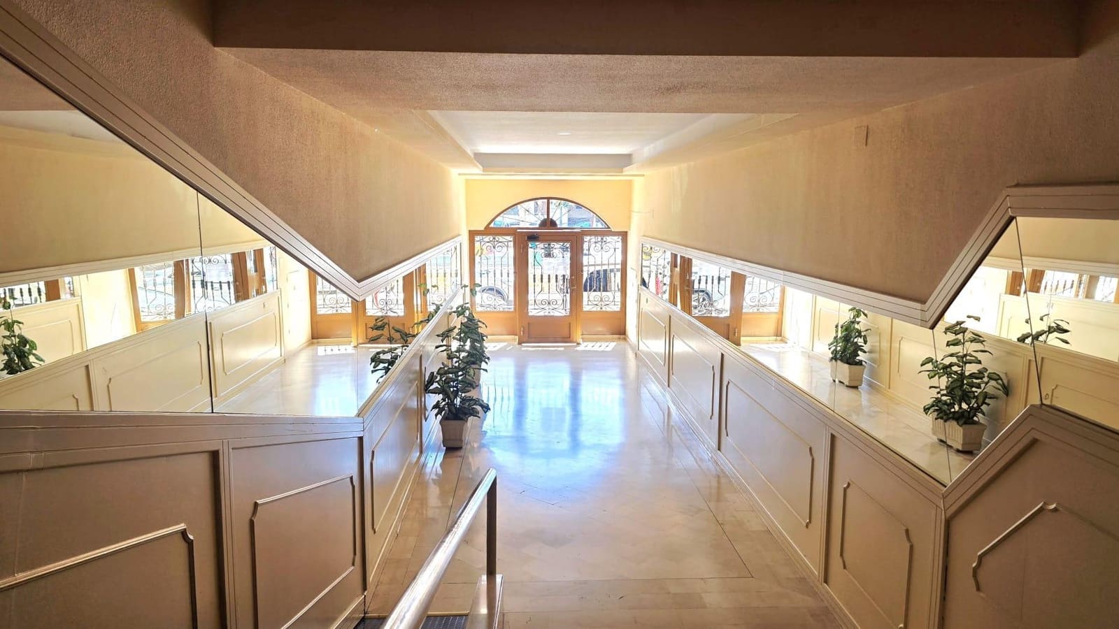 2 slaapkamer Appartement te koop in Torrevieja met garage - € 239.957 (Ref: 9726609)