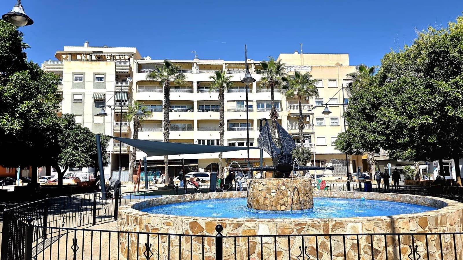 2 slaapkamer Appartement te koop in Torrevieja met garage - € 239.957 (Ref: 9726609)