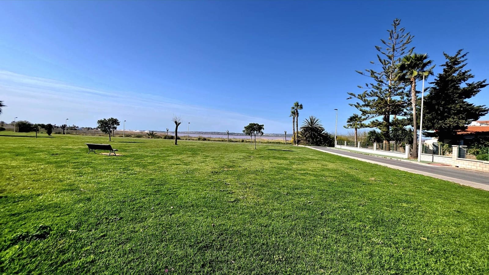 2 bedroom Bungalow for sale in Torrevieja with pool - € 139,772 (Ref: 9726610)