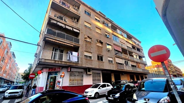 Studio til salg i Centro, Torrevieja - € 85.990 (Ref: 9738500)