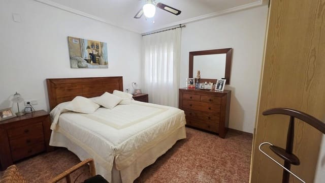 Apartamento de 3 habitaciones en Parque de las Naciones, Torrevieja en venta con piscina - 139.990 € (Ref: 9738502)