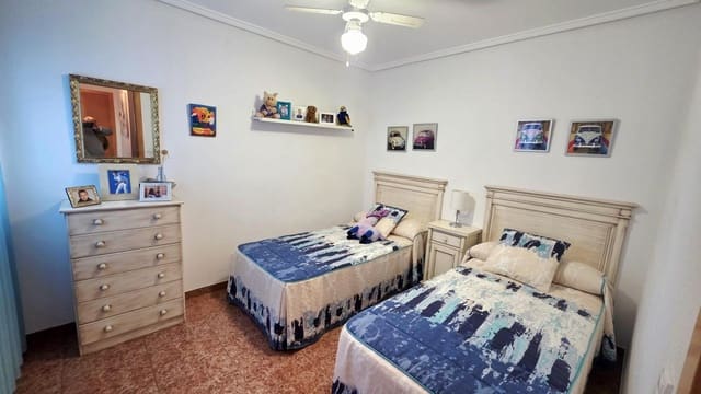 Apartamento de 3 habitaciones en Parque de las Naciones, Torrevieja en venta con piscina - 139.990 € (Ref: 9738502)