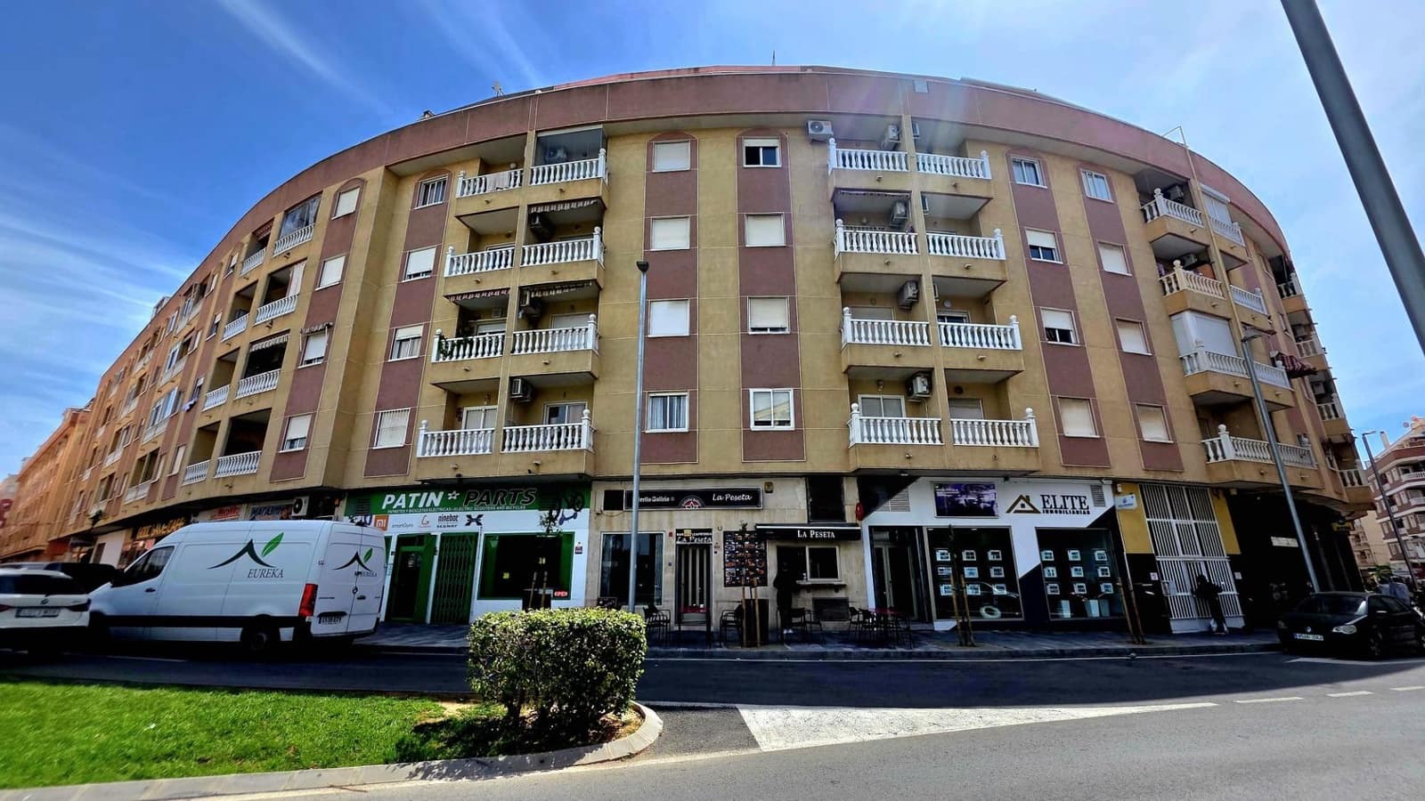 2 soveværelse Lejlighed til salg i Torrevieja med swimmingpool - € 129.990 (Ref: 9755612)
