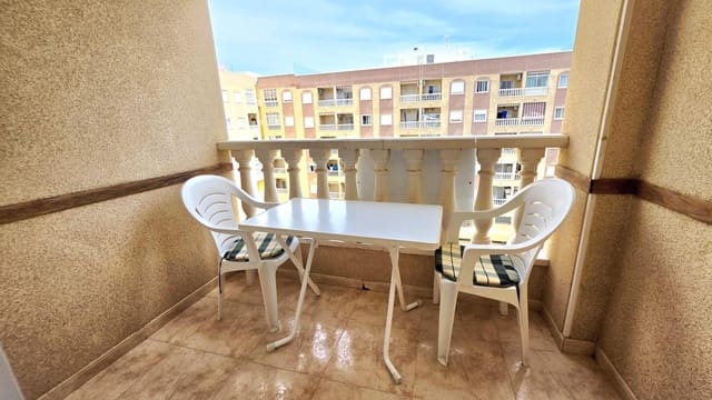 2 chambre Appartement à vendre à Centro, Torrevieja avec piscine - 129 990 € (Ref: 9755613)