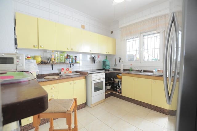 3 soverom Villa til salgs i San Miguel de Salinas med svømmebasseng - € 179 990 (Ref: 9761943)