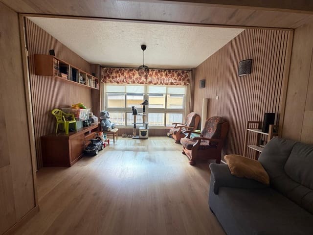 2 soverom Leilighet til salgs i Formentera del Segura med svømmebasseng garasje - € 125 000 (Ref: 9780824)