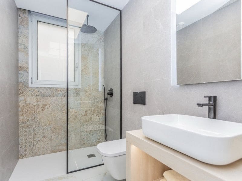 3 chambre Villa/Maison à vendre à Torrevieja avec piscine - 700 000 € (Ref: 9780827)