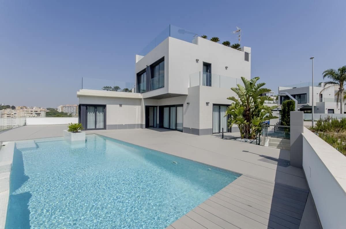 3 bedroom Villa for sale in Campoamor with pool - € 1,195,000 (Ref: 9780913)