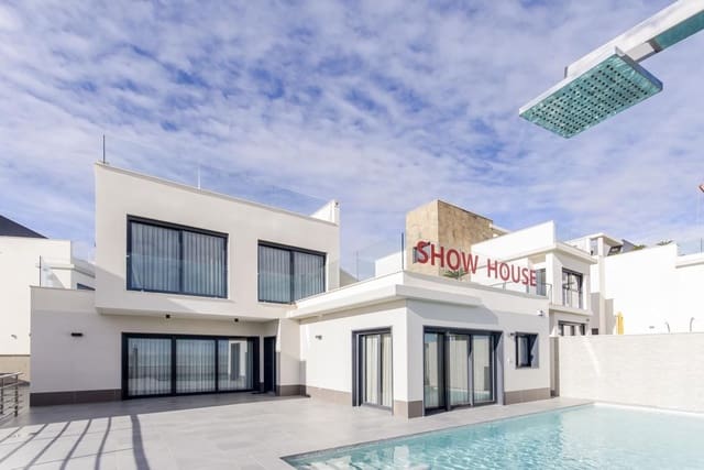 3 sypialnia Willa na sprzedaż w San Miguel de Salinas z basenem - 1 250 000 € (Ref: 9780916)