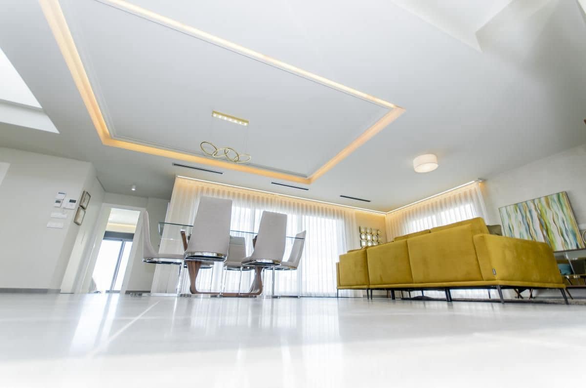 3 sypialnia Willa na sprzedaż w San Miguel de Salinas z basenem - 1 250 000 € (Ref: 9780916)