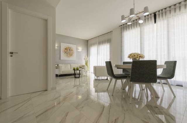 3 sovrum Villa till salu i San Miguel de Salinas med pool - 630 000 € (Ref: 9780917)