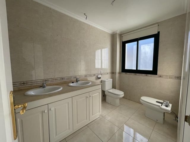 2 Zimmer Apartment zu verkaufen in Las Filipinas mit Pool - 238.000 € (Ref: 9783566)