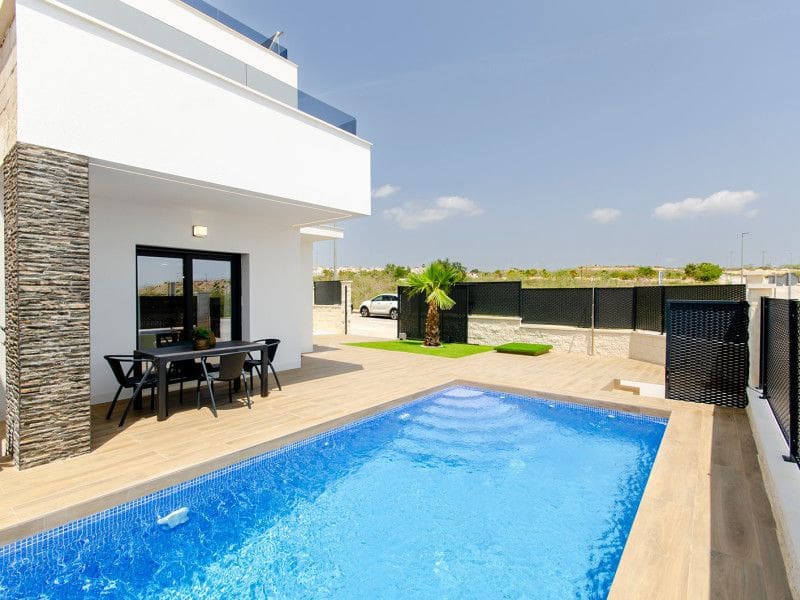 3 bedroom Villa for sale in Orihuela with pool - € 465,000 (Ref: 9799203)