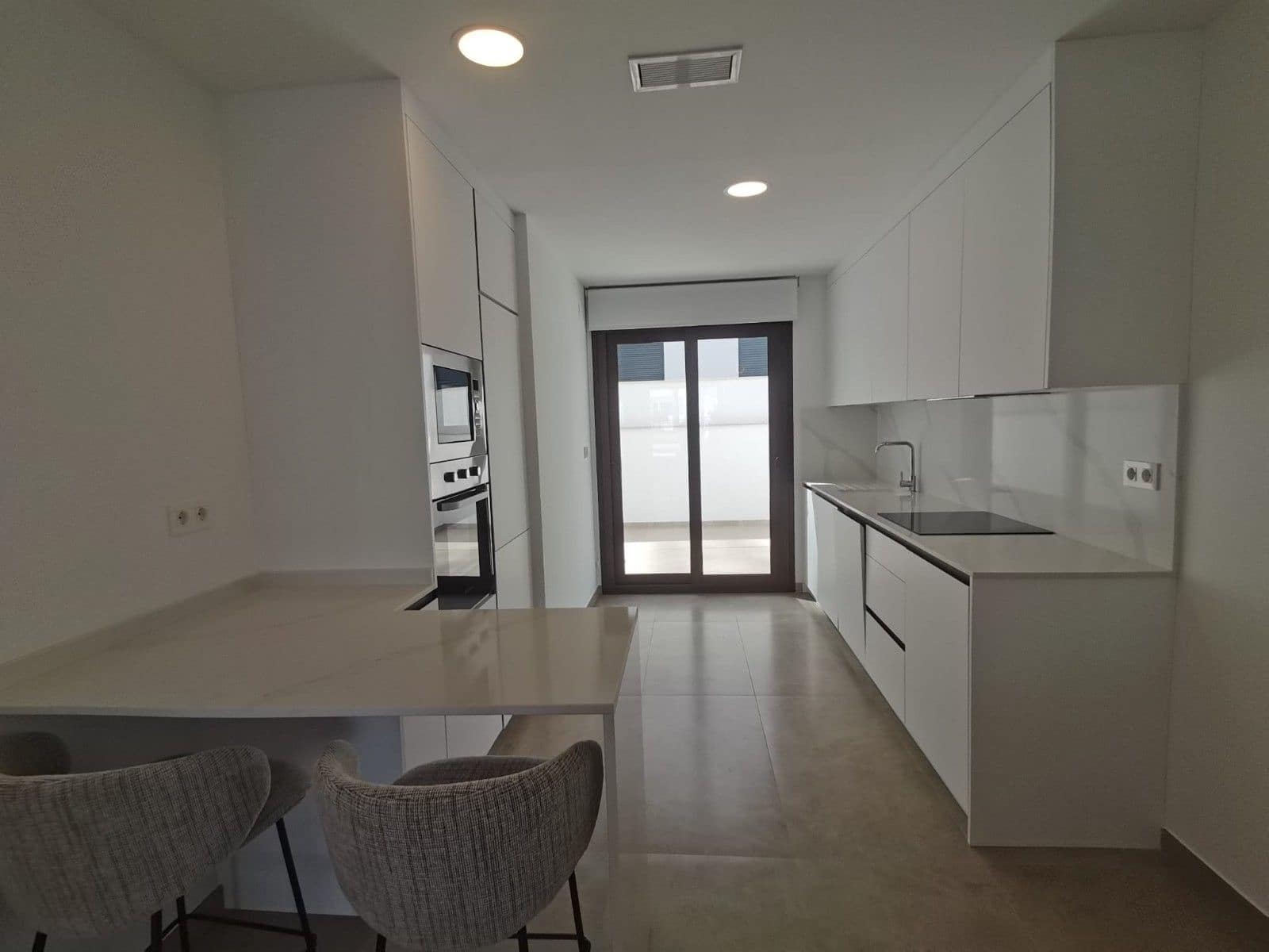 Bungalow de 2 habitaciones en Los Balcones en venta con piscina garaje - 265.000 € (Ref: 9811534)