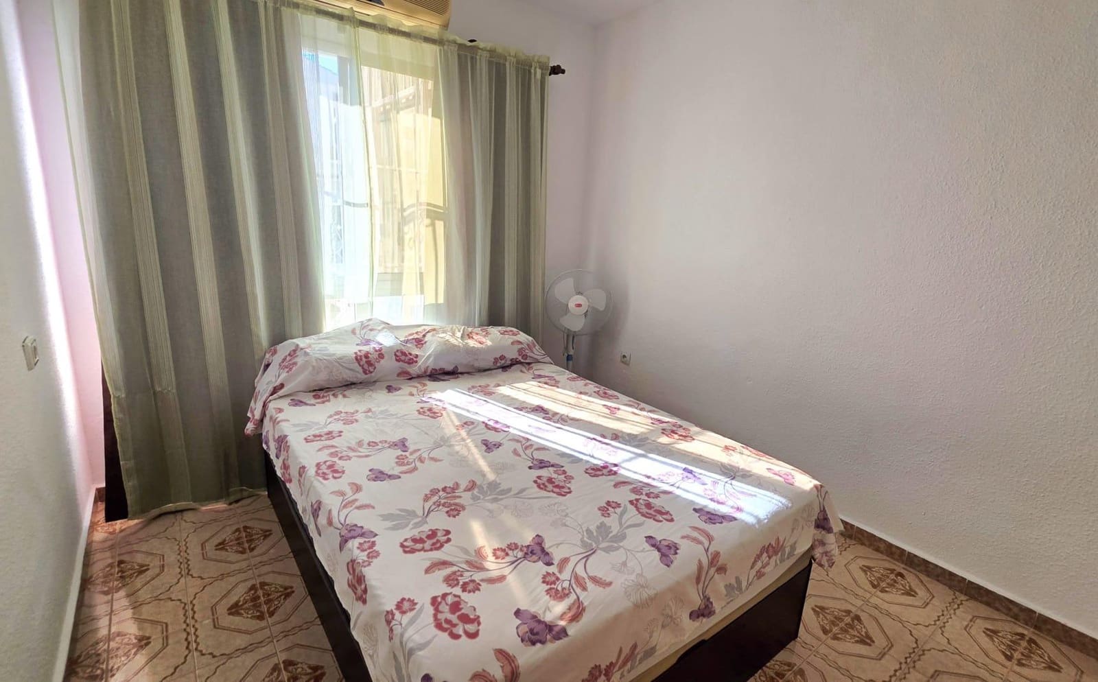 1 soveværelse Lejlighed til salg i Torrevieja - € 115.000 (Ref: 9825647)