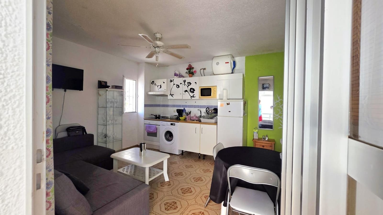 1 soveværelse Lejlighed til salg i Torrevieja - € 115.000 (Ref: 9825647)