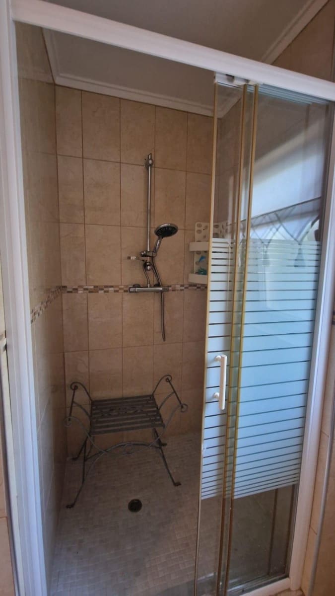 4 bedroom Villa for rent in Torrevieja with pool garage - € 2,500 (Ref: 9829047)