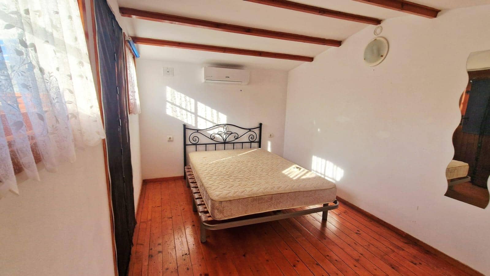 4 bedroom Villa for rent in Torrevieja with pool garage - € 2,500 (Ref: 9829047)