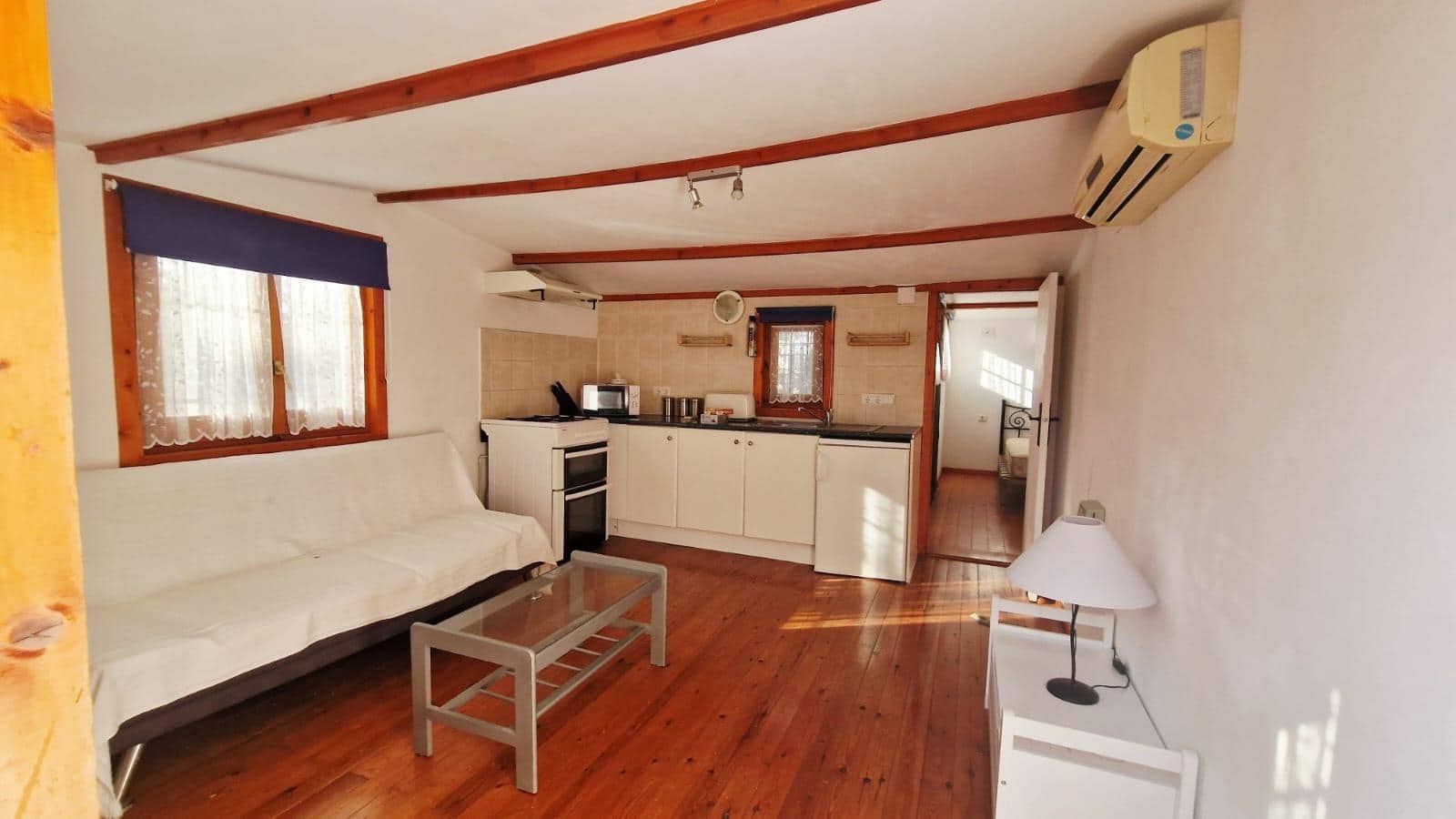 4 bedroom Villa for rent in Torrevieja with pool garage - € 2,500 (Ref: 9829047)