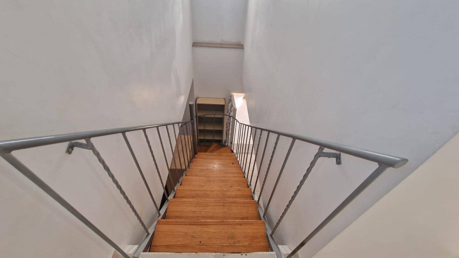 4 bedroom Villa for rent in Torrevieja with pool garage - € 2,500 (Ref: 9829047)