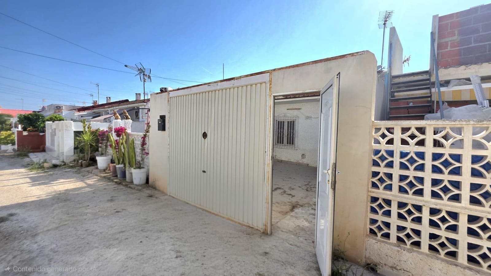Bungalow de 1 habitación en Torrevieja en venta - 89.000 € (Ref: 9881904)