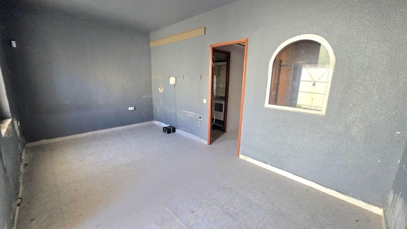 Bungalow de 1 habitación en Torrevieja en venta - 89.000 € (Ref: 9881904)