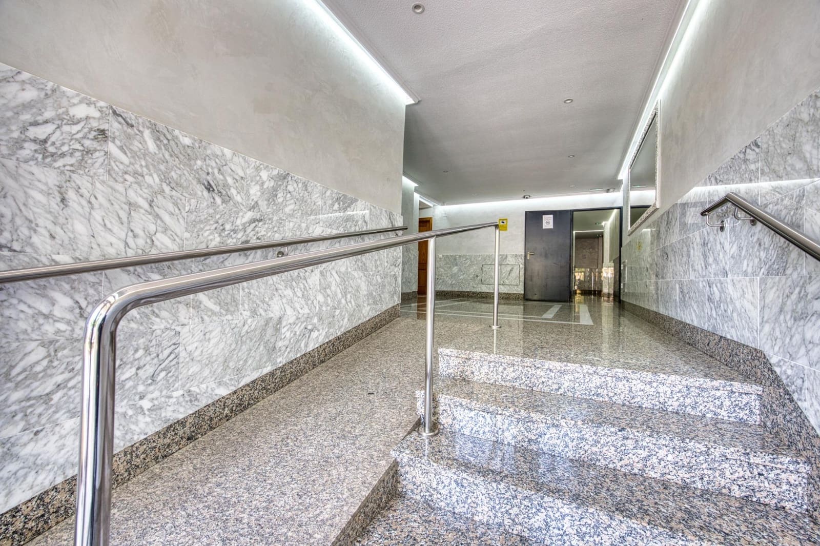 2 soveværelse Lejlighed til salg i Torrevieja - € 126.000 (Ref: 9915776)