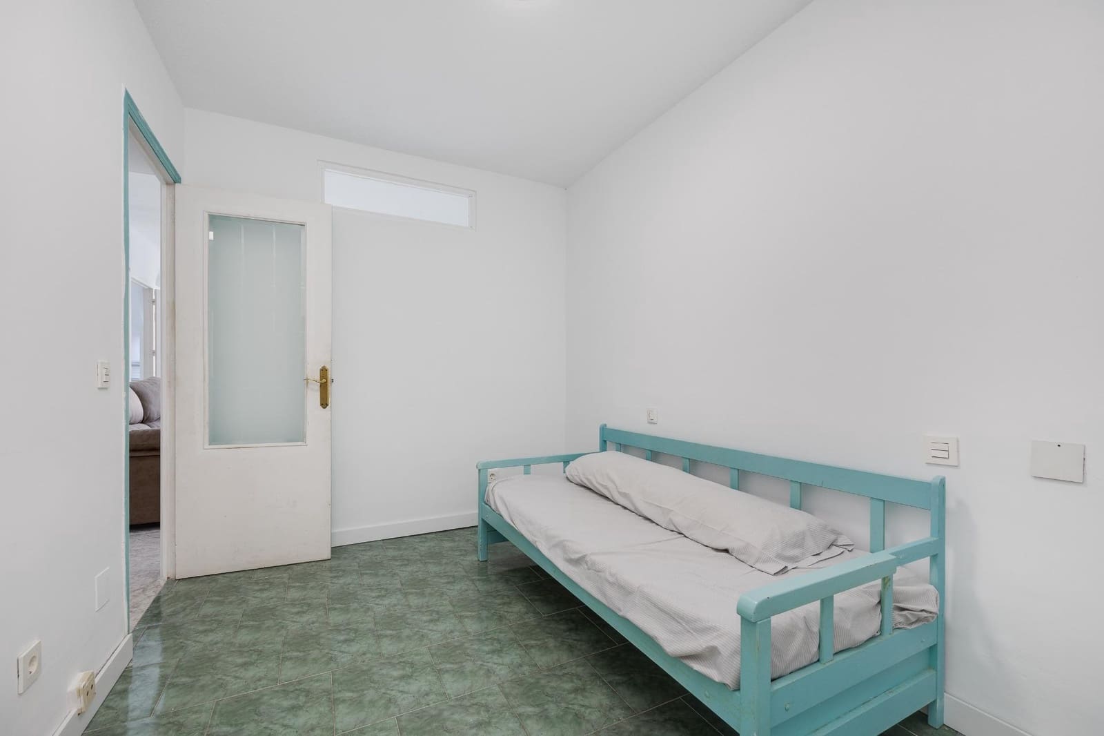 Bungalow de 2 habitaciones en Torrevieja en venta - 124.900 € (Ref: 9915777)