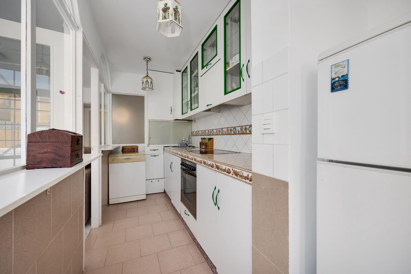 Bungalow de 2 habitaciones en Torrevieja en venta - 124.900 € (Ref: 9915777)