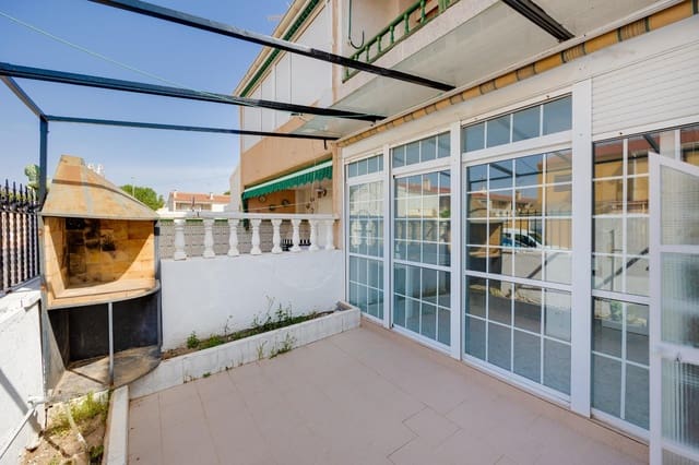 Bungalow de 2 habitaciones en Playa de los Náufragos, Torrevieja en venta - 124.900 € (Ref: 9915777)