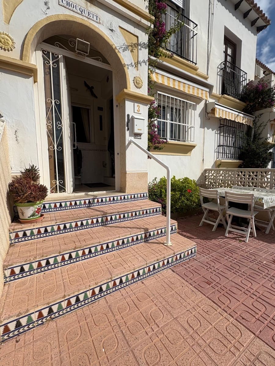 1 chambre Bungalow à vendre à Villamartin avec piscine - 99 000 € (Ref: 9915778)