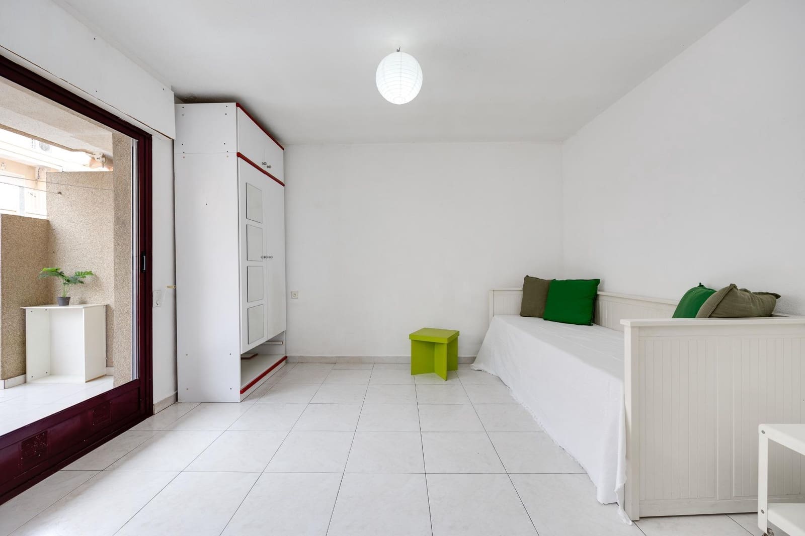 Estudio en Torrevieja en venta - 93.900 € (Ref: 9915779)