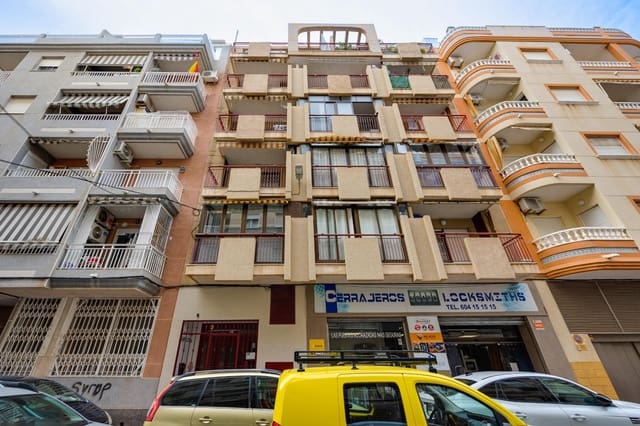 Studio for sale in Avenida Habaneras - Curva de Palangre, Torrevieja - € 89,900 (Ref: 9915779)