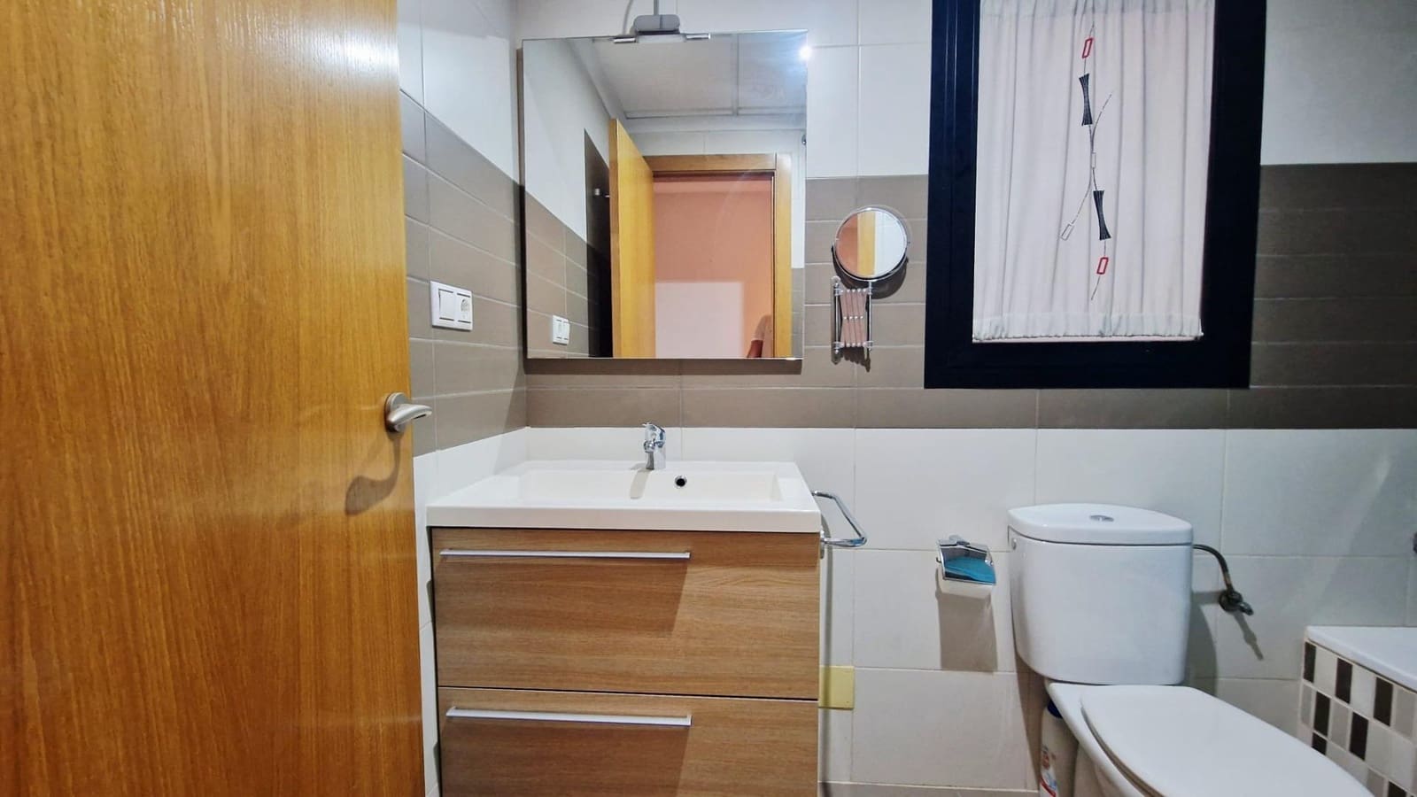 2 camera da letto Appartamento da affitare come casa vacanza in Torrevieja con garage - 850 € (Rif: 9927362)