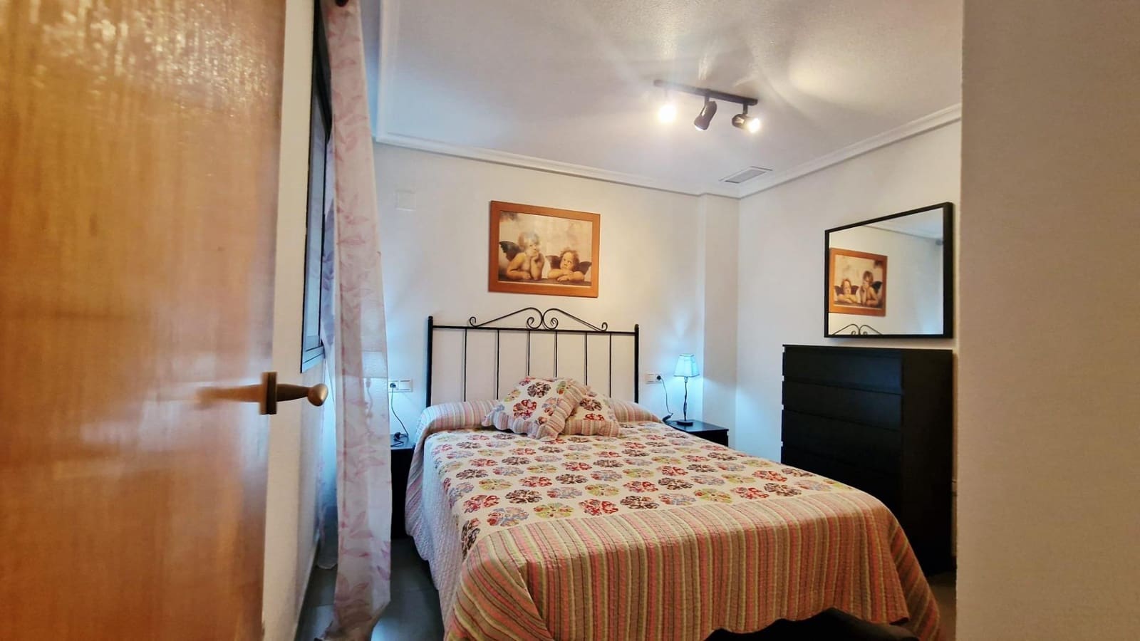 2 camera da letto Appartamento da affitare come casa vacanza in Torrevieja con garage - 850 € (Rif: 9927362)