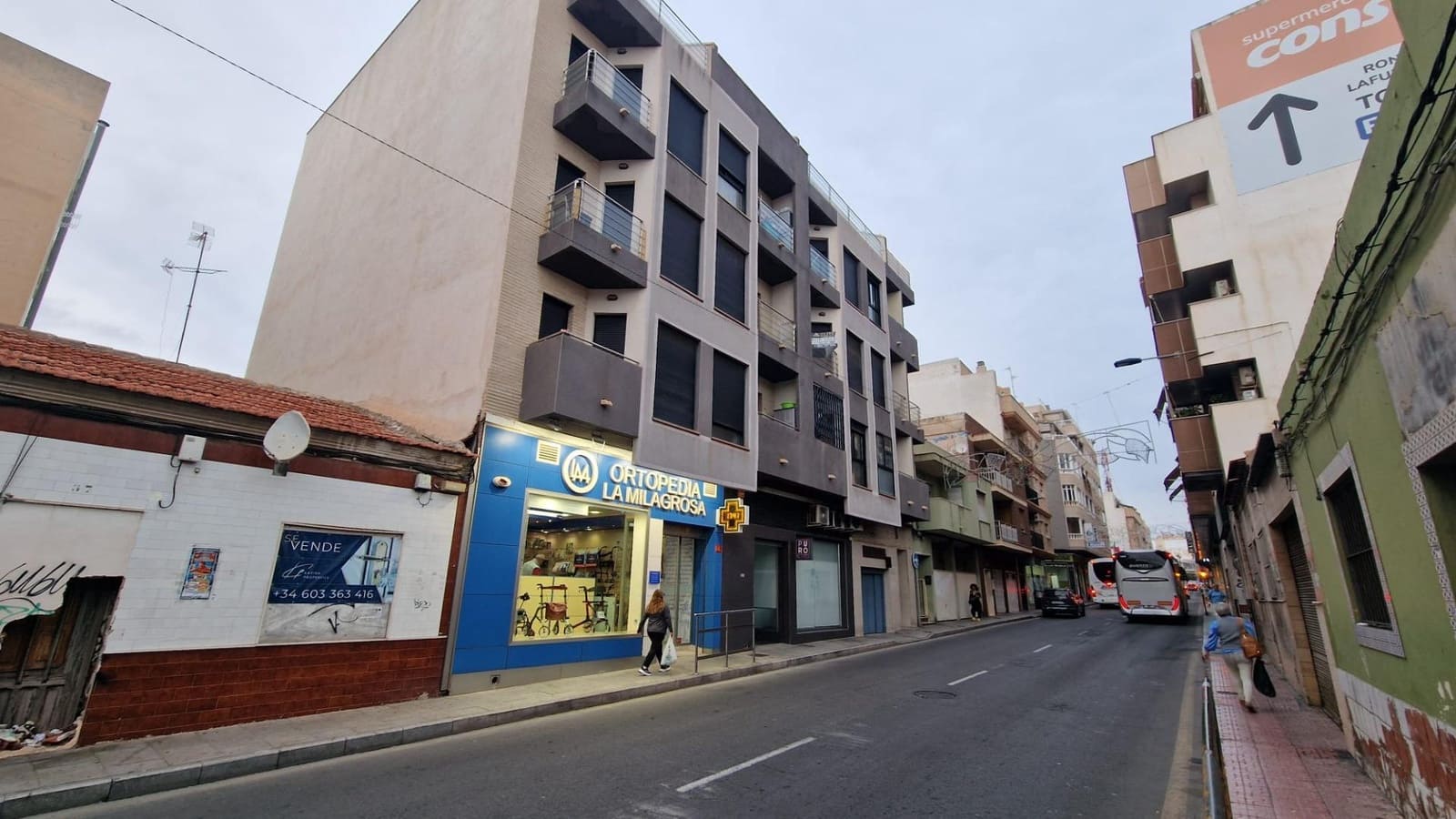 2 camera da letto Appartamento da affitare come casa vacanza in Torrevieja con garage - 850 € (Rif: 9927362)