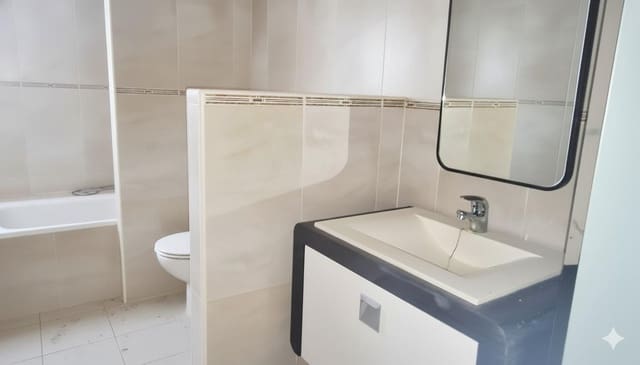 3 soverom Leilighet til salgs i Torrevieja - € 245 000 (Ref: 9942479)