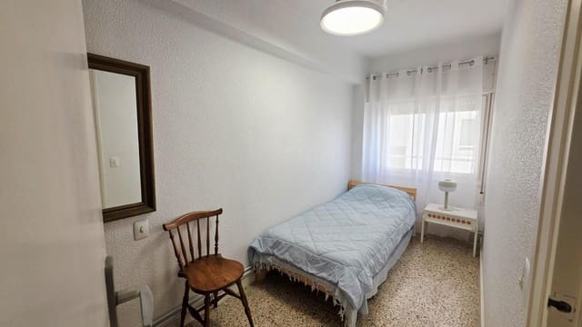 3 camera da letto Appartamento da affittare in Torrevieja - 1.200 € (Rif: 9952590)