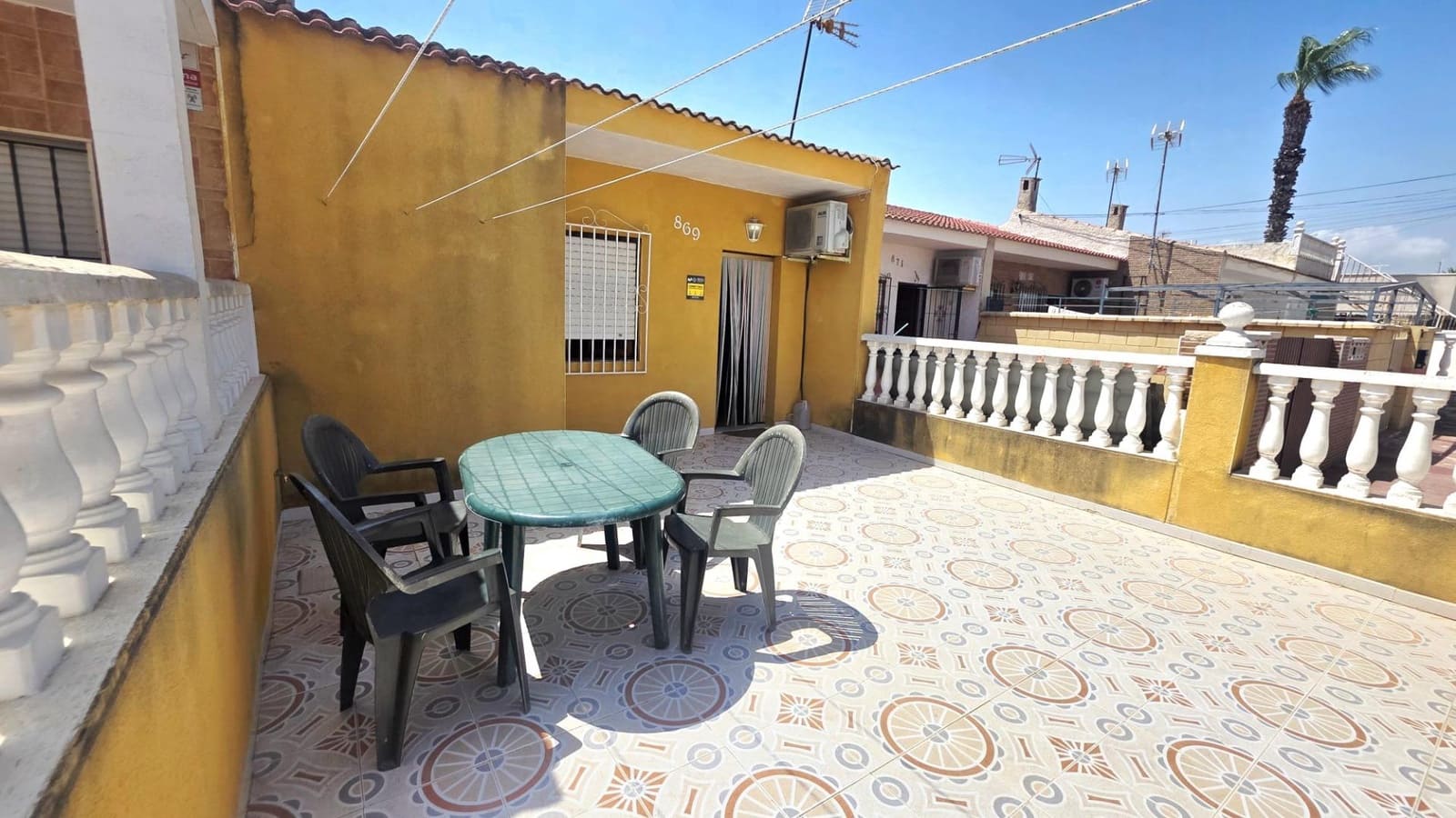 2 makuuhuone Rivitalo myytävänä paikassa Torrevieja - 125 000 € (Ref: 9975383)