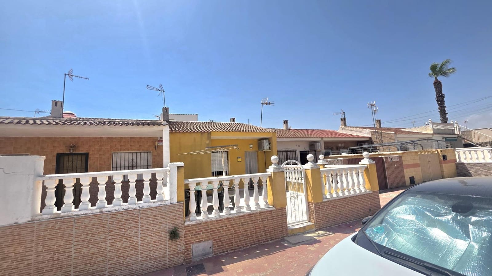 2 makuuhuone Rivitalo myytävänä paikassa Torrevieja - 125 000 € (Ref: 9975383)
