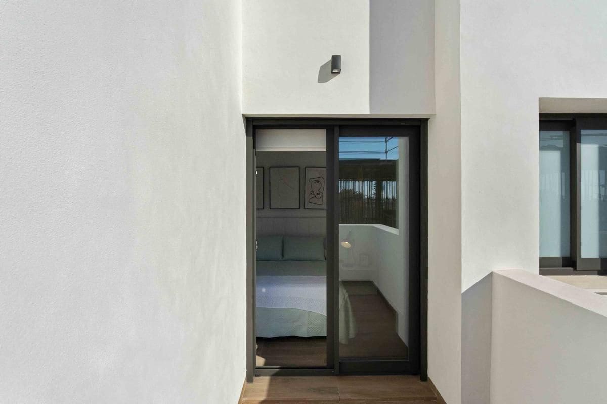 3 soveværelse Villa til salg i Los Montesinos med swimmingpool - € 535.000 (Ref: 9978808)