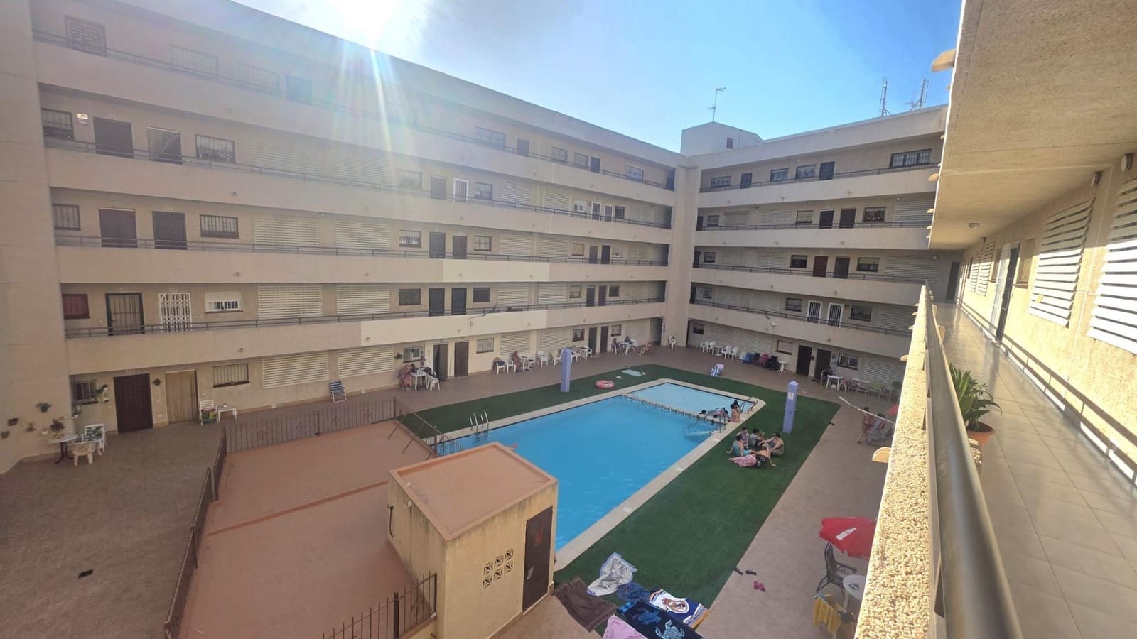 2 slaapkamer Appartement te koop in Torrevieja met zwembad - € 133.000 (Ref: 9994195)