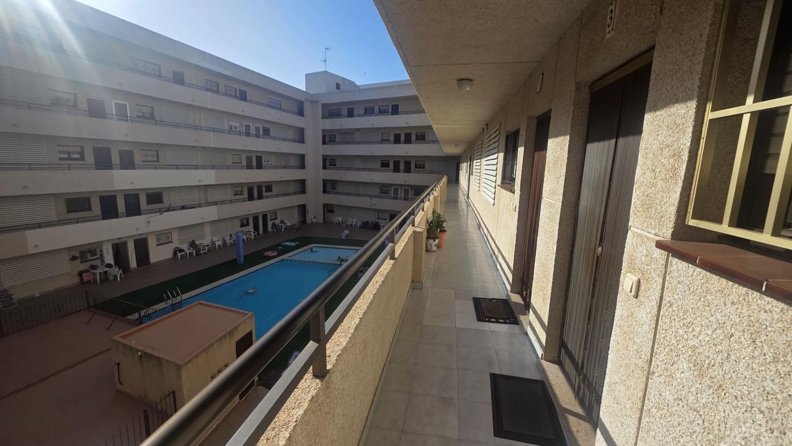 2 slaapkamer Appartement te koop in Torrevieja met zwembad - € 133.000 (Ref: 9994195)