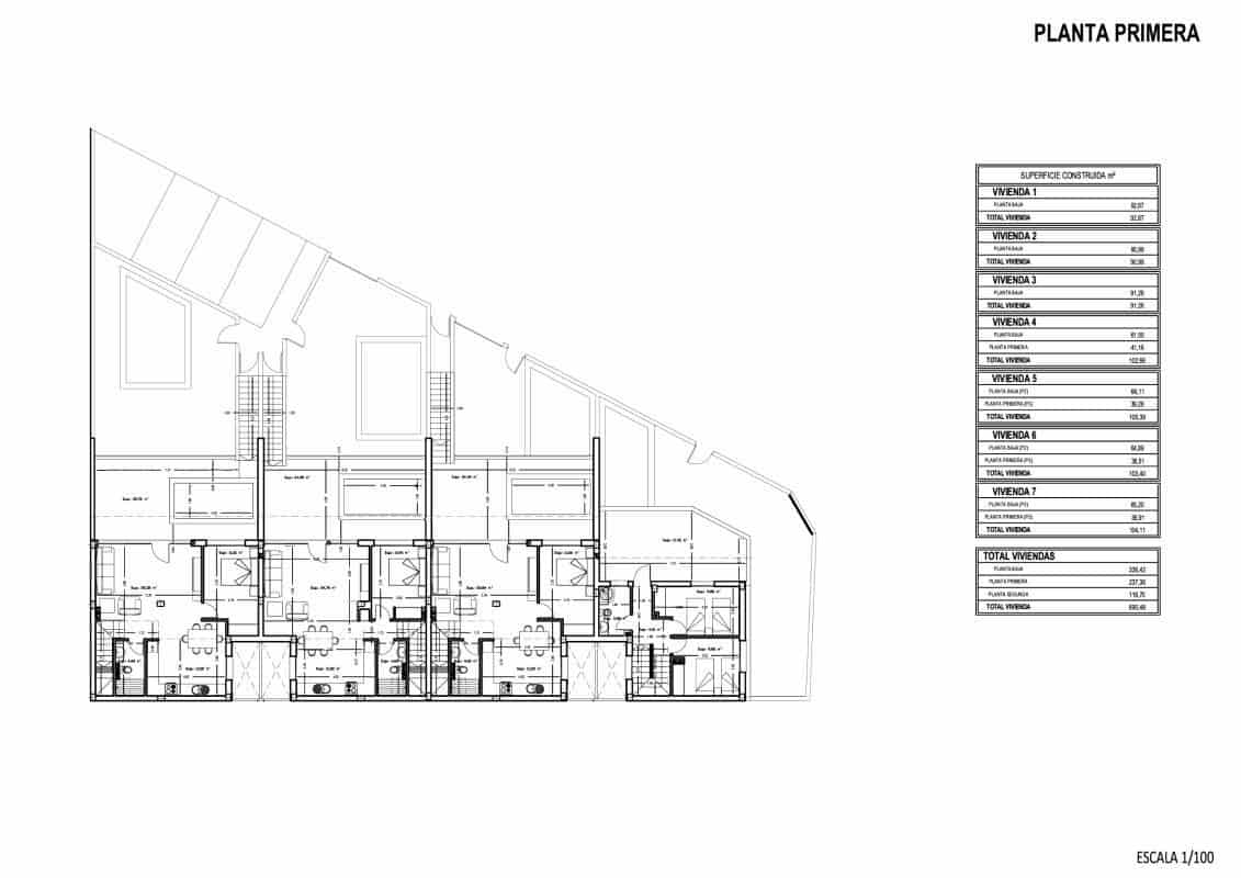 Bungalow de 2 habitaciones en Pilar de la Horadada en venta con piscina garaje - 329.900 € (Ref: 9995137)