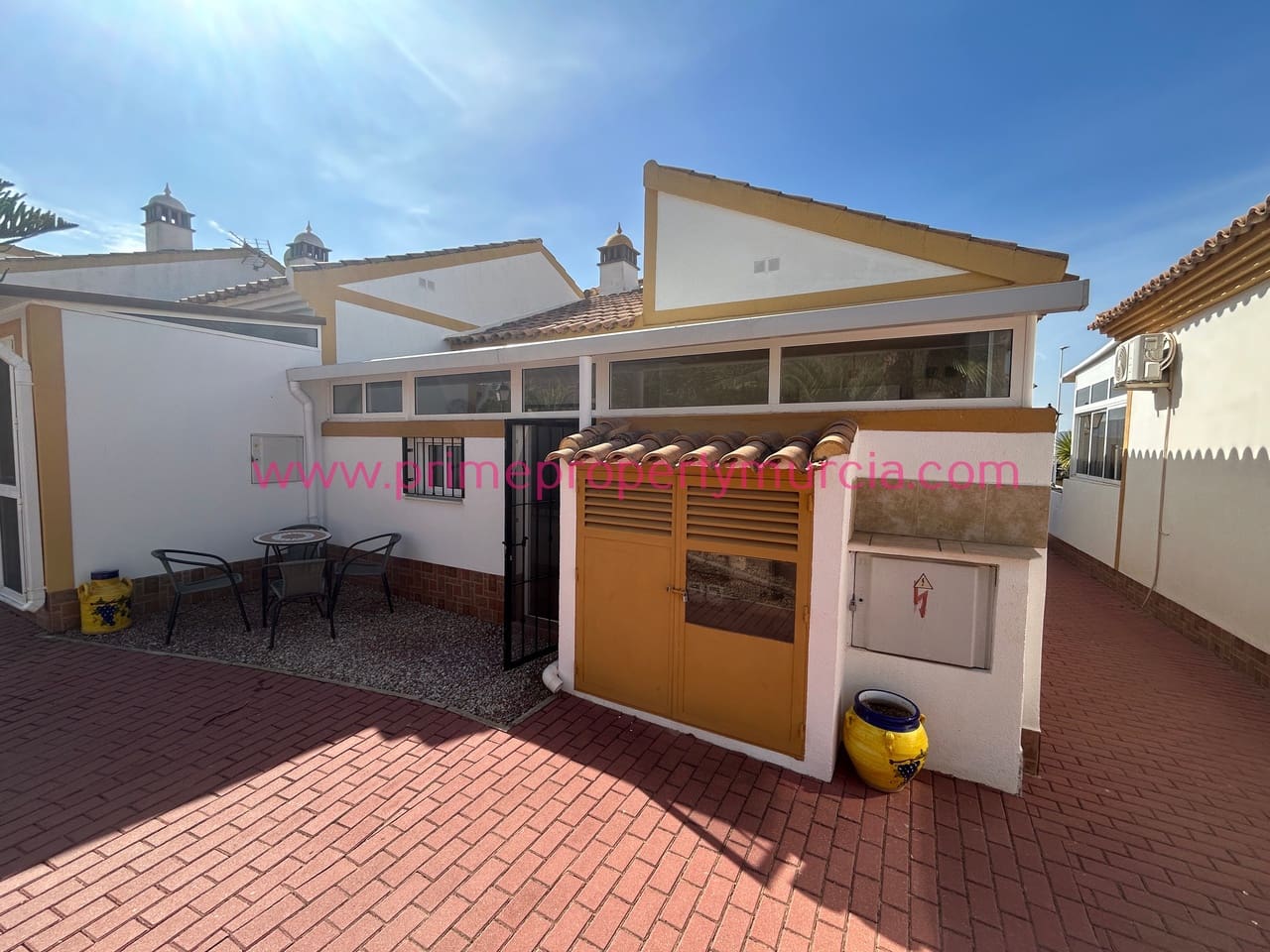 2 soveværelse Semi-Rækkehus til salg i Mazarron med swimmingpool garage - € 152.500 (Ref: 10134944)