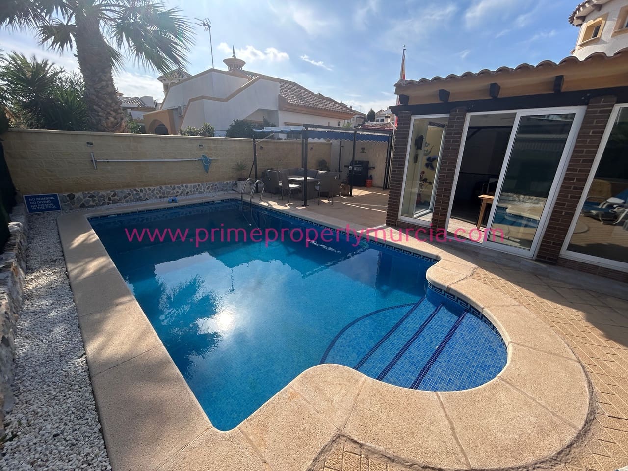 Chalet de 2 habitaciones en Mazarrón en venta con piscina garaje - 229.000 € (Ref: 10147973)