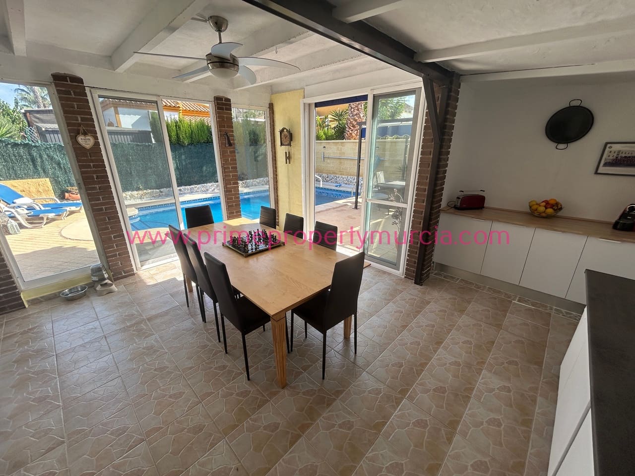 Chalet de 2 habitaciones en Mazarrón en venta con piscina garaje - 229.000 € (Ref: 10147973)