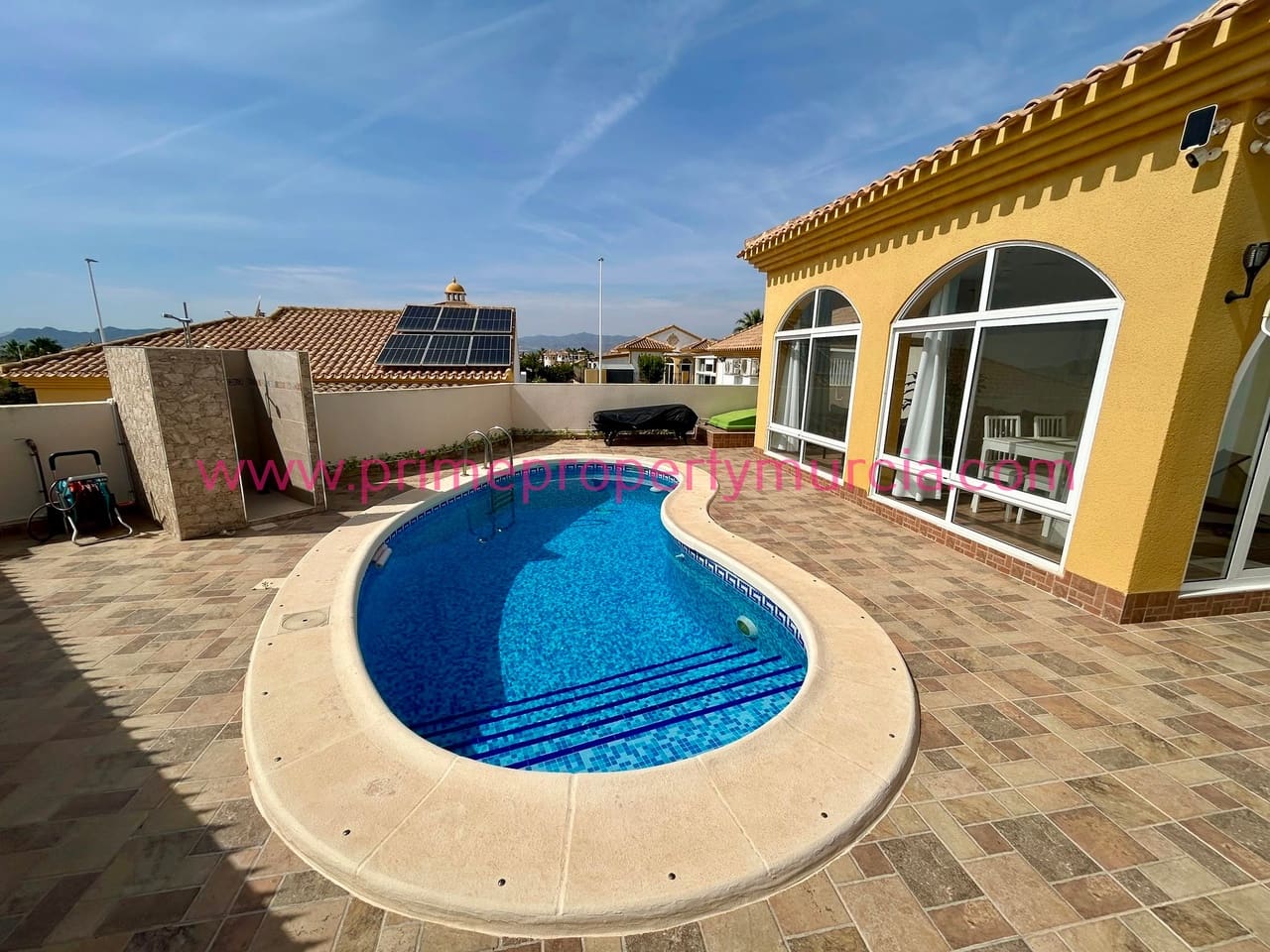 2 soverom Kjedet enebolig til salgs i Mazarron med svømmebasseng garasje - € 195 000 (Ref: 10148151)