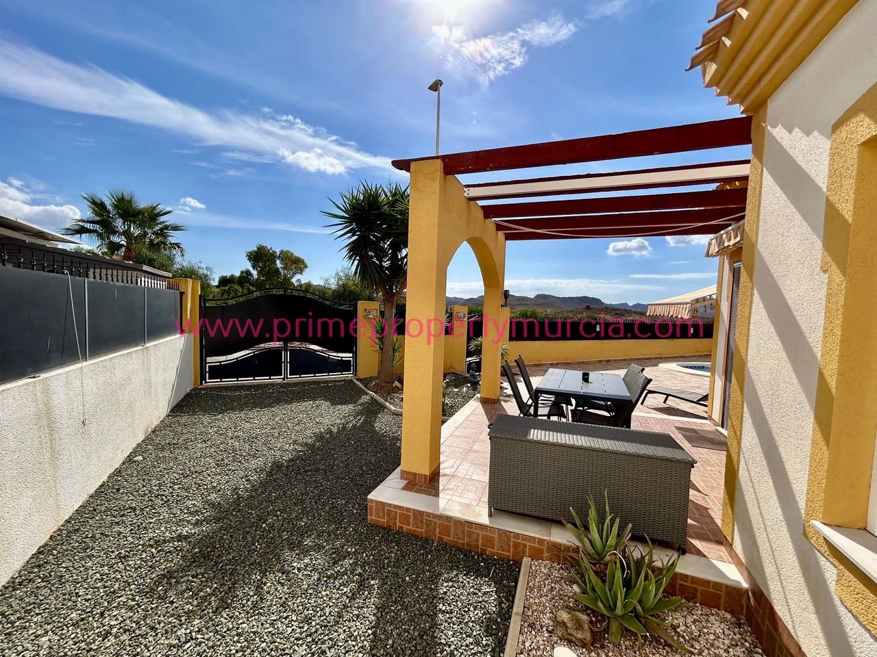 2 bedroom Semi-detached Villa for sale in Mazarron with pool garage - € 195,000 (Ref: 10148151)
