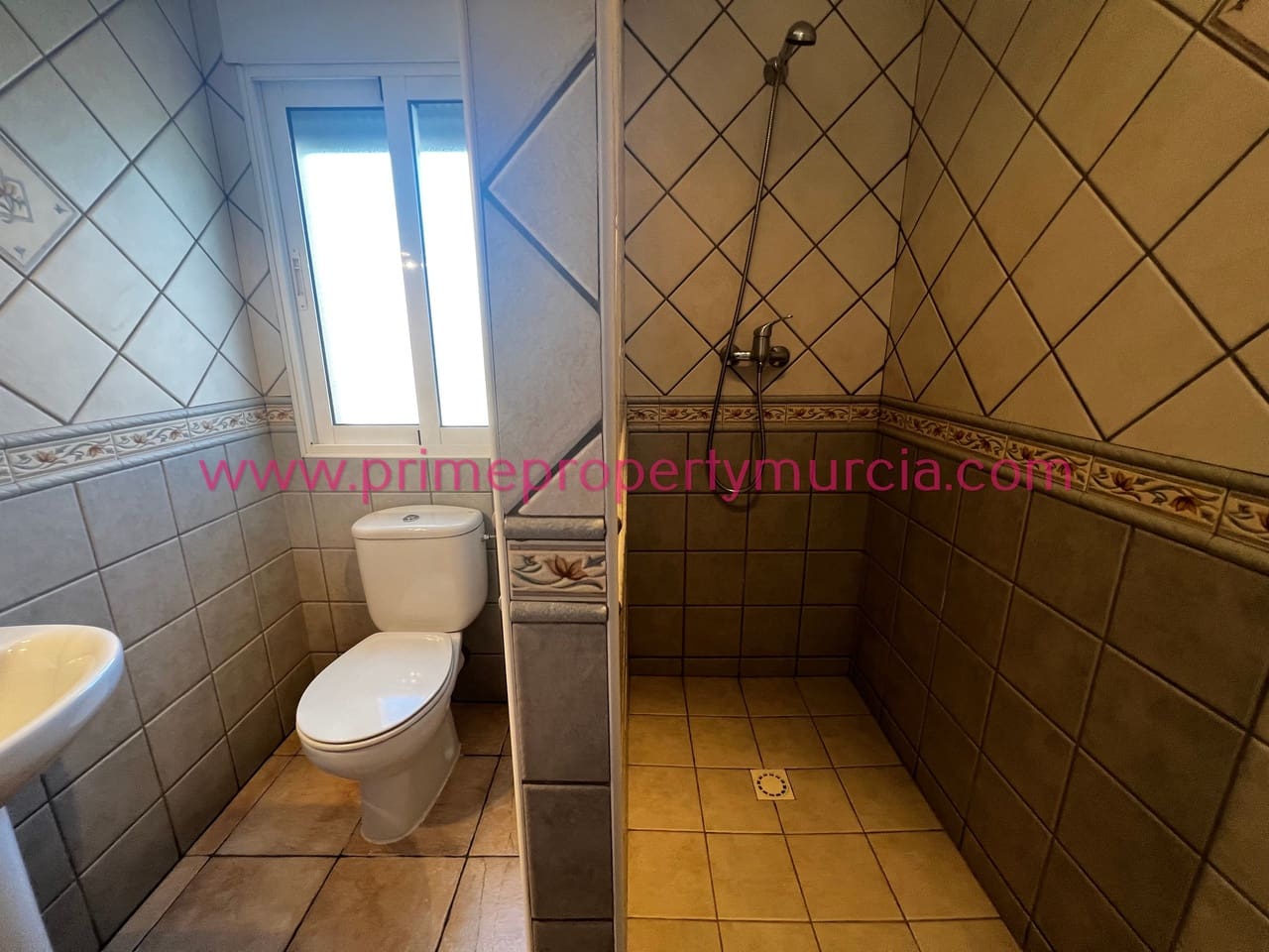 5 sypialnia Finka/Dom wiejski na sprzedaż w Leiva z basenem garażem - 535 000 € (Ref: 7693936)